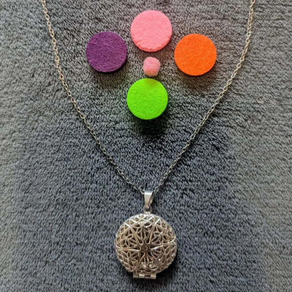 Silver-tone Essential Oil Fragrance Carrier Locket Pendant Necklace